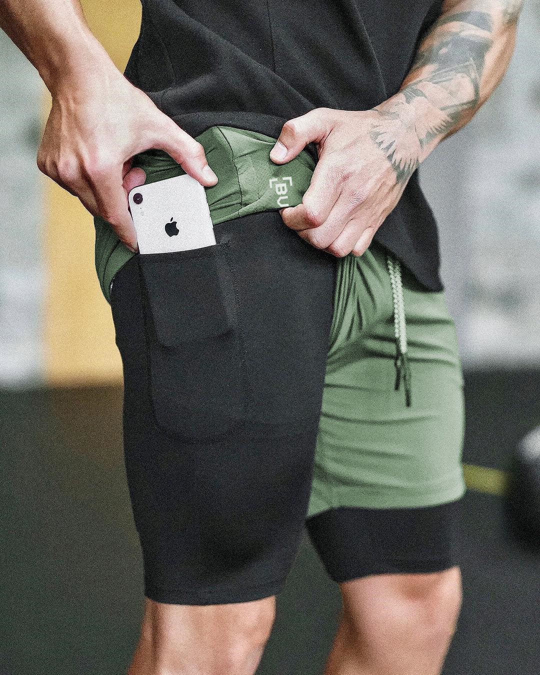 Perfect Pocket Compression Shorts